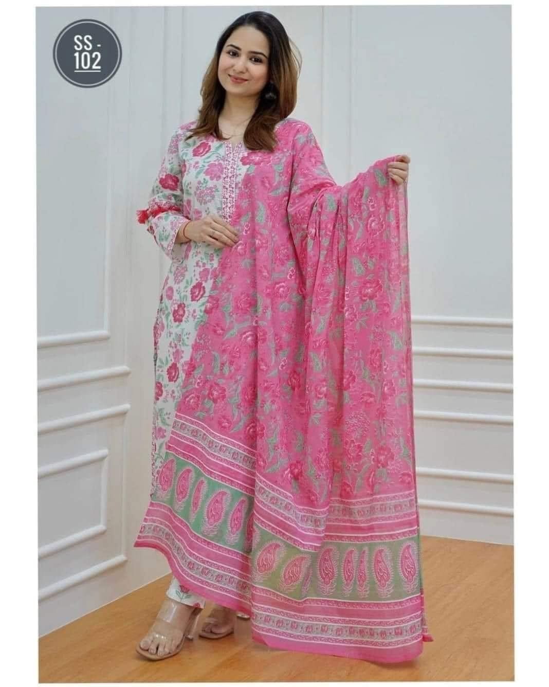 রেডিমেড নায়রা থ্রি-পিস